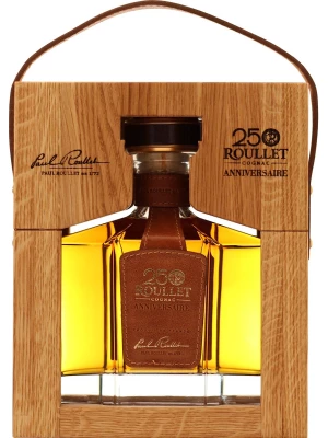 Коньяк Roullet 250 Anniversaire, wooden box 0.7 л