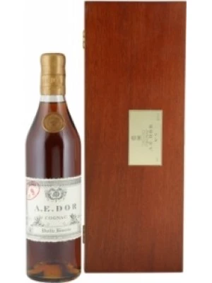 Коньяк A.E. Dor №9, wooden box 0.7 л