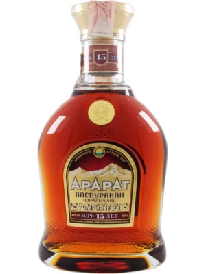 Коньяк Арарат Васпуракан 0.5 л