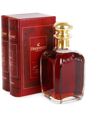 Коньяк Hennessy Library, with gift box 0.7 л