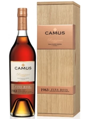 Коньяк Camus Vintage Cognac в деревянной упаковке 1983 0.7 л
