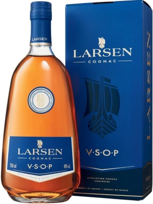 Коньяк Larsen VSOP, gift box 0.7 л