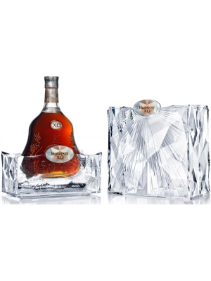 Коньяк Hennessy X.O., gift box Ice 0.7 л