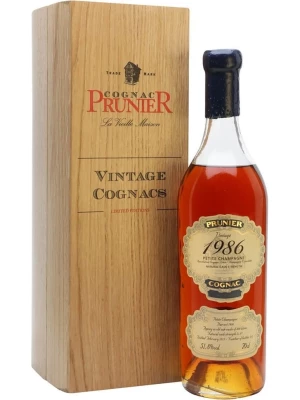 Коньяк Prunier Petite Champagne AOC, gift box 1986 0.7 л