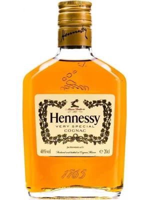 Коньяк Hennessy V.S 0.2 л