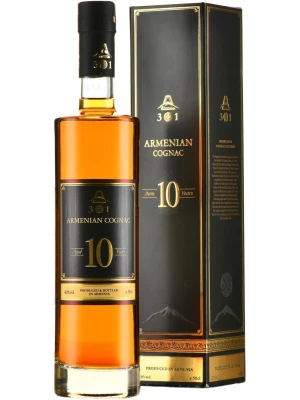 Коньяк A301 Armenian Brandy 10 Years Old, gift box 0.5 л