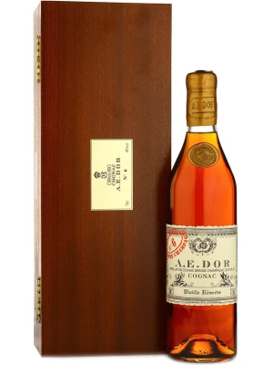 Коньяк A.E. Dor №6, wooden box 0.7 л