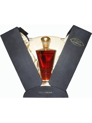 Коньяк L'Esprit de Courvoisier, gift box 0.7 л