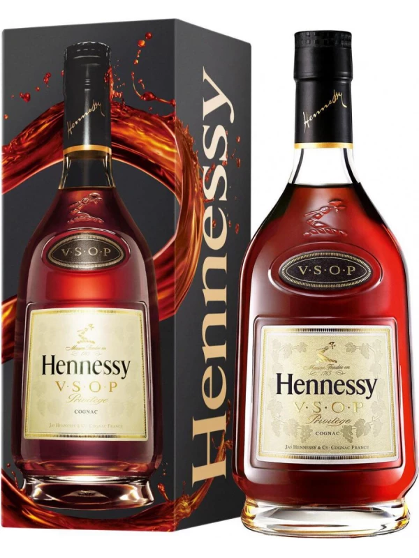 Hennessy V.S.O.P., with gift box