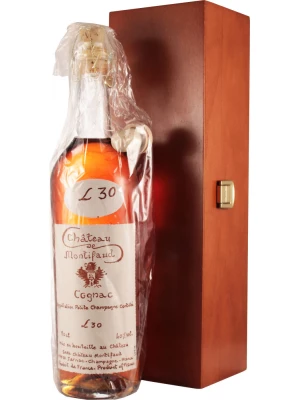 Коньяк Chateau de Montifaud 30 Years Old, Fine Petite Champagne AOC, wooden box 0.7 л