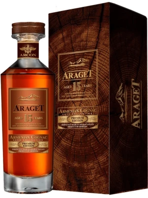Коньяк Araget 15 Years Old, gift box 0.5 л