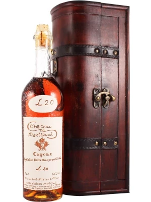 Коньяк Chateau de Montifaud 20 Years Old, Fine Petite Champagne AOC, wooden box Coffret Royal 0.7 л