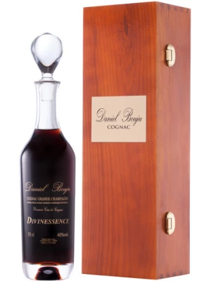 Коньяк Daniel Bouju, Divinessence, carafe & wooden box 0.7 л