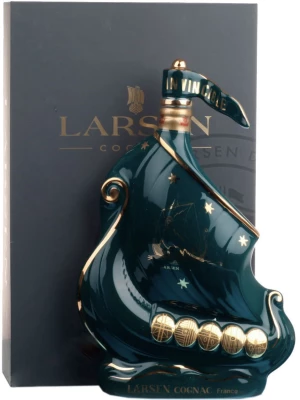 Коньяк Larsen Viking Ship, Ocean Green, gift box 0.7 л