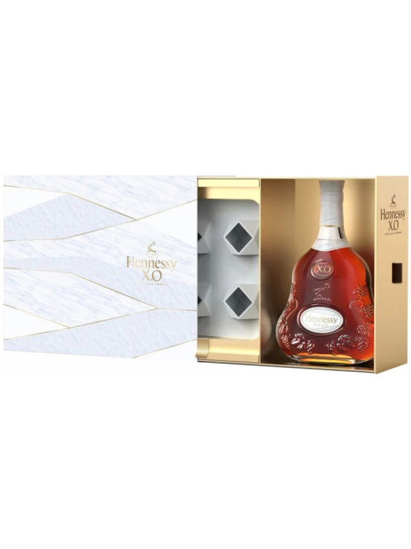 Hennessy X.O, gift set with Ice