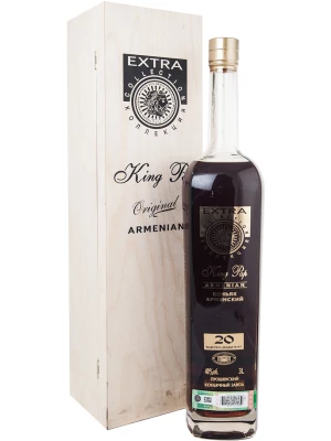 Коньяк King Pap 20 Years Old, wooden box 3 л