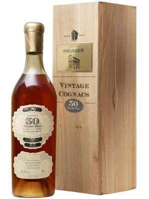 Коньяк Prunier 50 Years Old, Petite Champagne AOC, wooden box 0.7 л