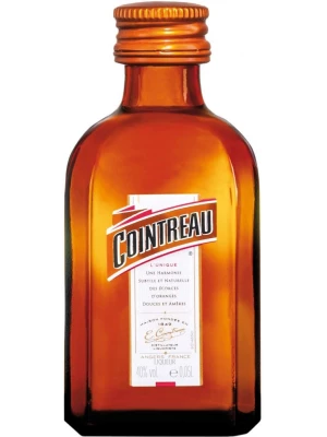 Ликер Cointreau 0.05 л