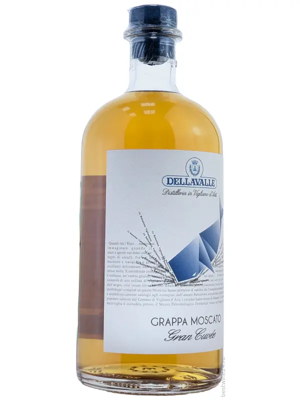 Dellavalle, Villa Isa Grappa Moscato, affinata in carati di rovere