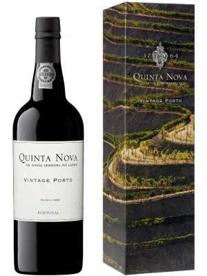 Портвейн Quinta Nova de Nossa Senhora do Carmo, Vintage Porto, gift box 2000 0.75 л
