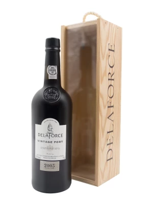 Портвейн Delaforce Vintage Port, gift box 2003 0.75 л