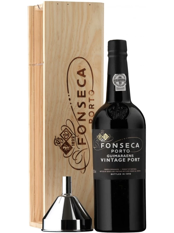 Fonseca, Guimaraens Vintage Port, wooden box