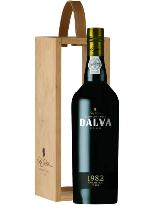 Портвейн Dalva Colheita Porto, wooden box 1982 0.75 л