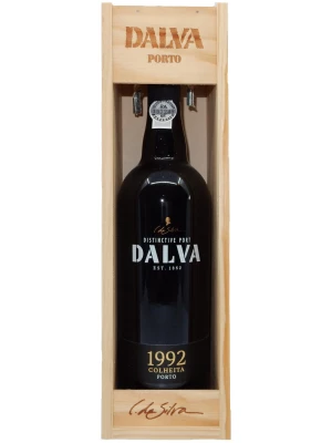 Портвейн Dalva Colheita Porto, wooden box 1992 0.75 л