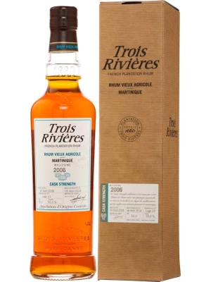Ром Trois Rivieres Millesime Cask Strength, Martinique AOC, 2006, gift box 0.5 л