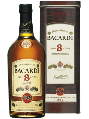 Ром Bacardi 8 years, gift box 1 л