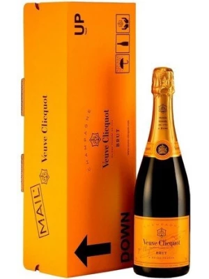 Veuve Clicquot, Brut, gift box Express 0.75 л