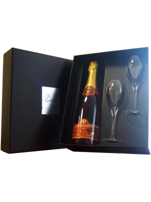 Champagne Delot, Brut Rose, gift box with 2 glasses 0.75 л