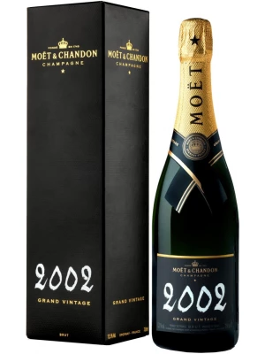 Moet & Chandon, Brut Vintage gift box 0.75 л 2002