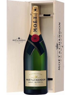 Moet & Chandon, Brut Imperial, with wooden box 3 л