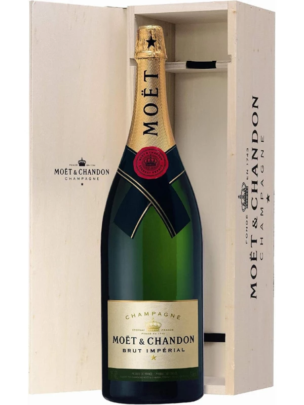 Moet & Chandon, Brut Imperial, with wooden box