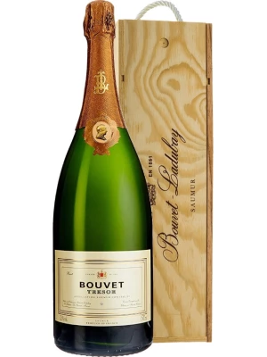 Bouvet Ladubay, Tresor Brut, Saumur AOC, wooden box 1.5 л 2017