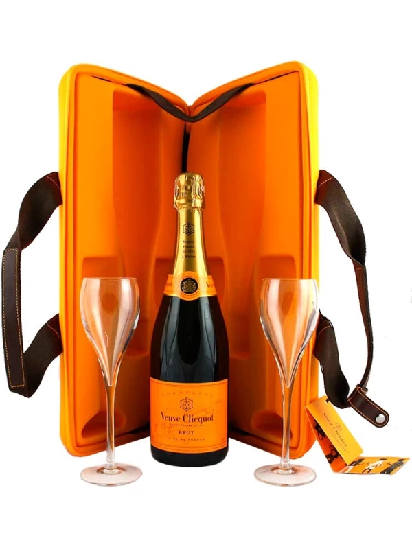 Veuve Clicquot, Brut, box Traveller with two glasses
