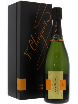 Veuve Clicquot, Cave Privee Brut, with gift box 0.75 л 1989