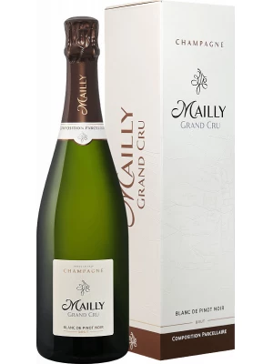 Champagne Mailly, Blanc de Pinot Noir, gift box 0.75 л
