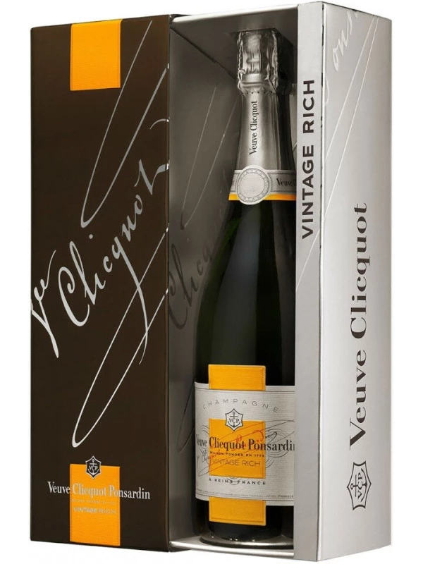 Veuve Clicquot Rich Reserve, with gift box