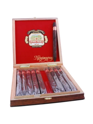 Сигары Arturo Fuente Hemingway Masterpiece