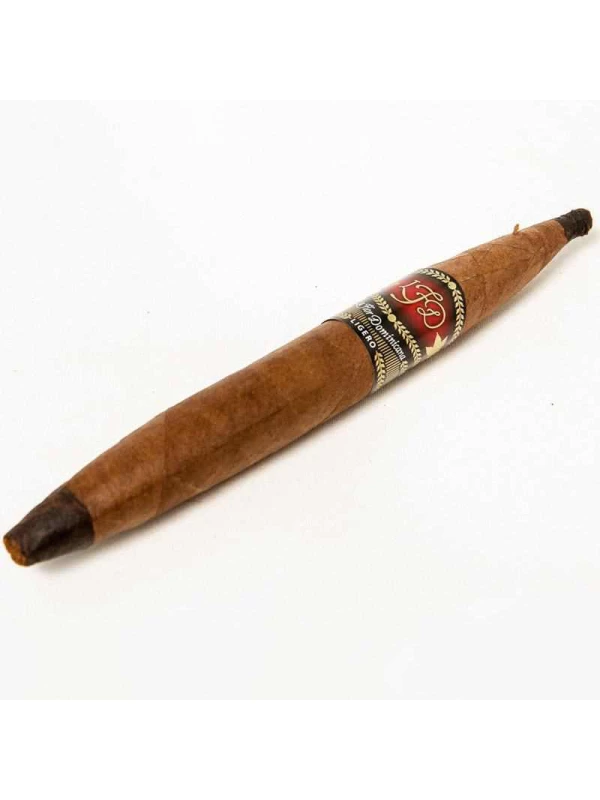 La Flor Dominicana Ligero Mysterio