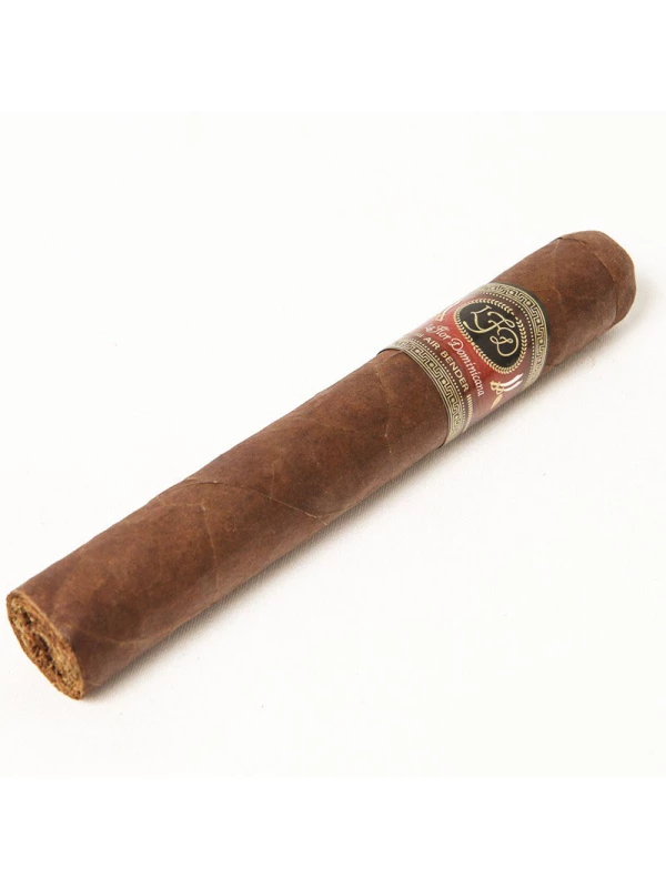 La Flor Dominicana Air Bender Valiente