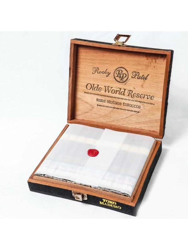 Rocky Patel Vintage 1980 Old World Reserve Toro Maduro