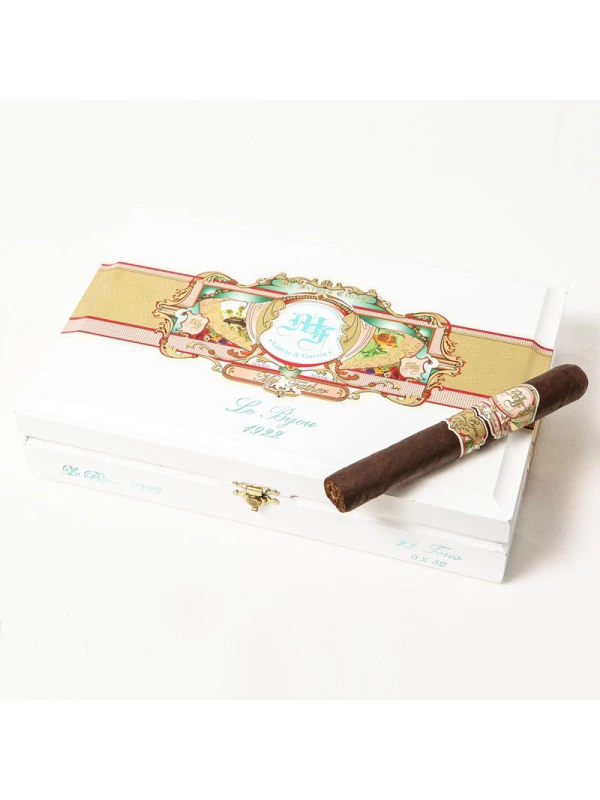 My Father Le Bijou 1922 Toro