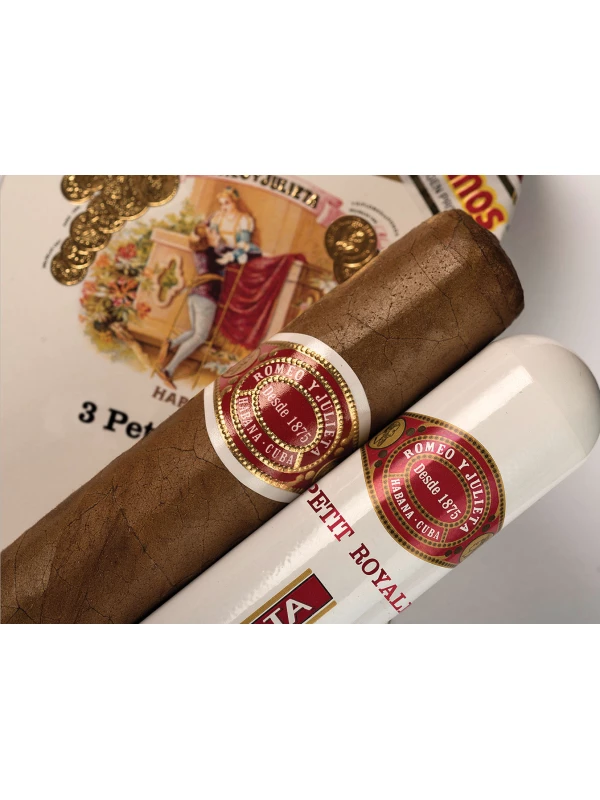 Romeo y Julieta Petit Royales Tubos