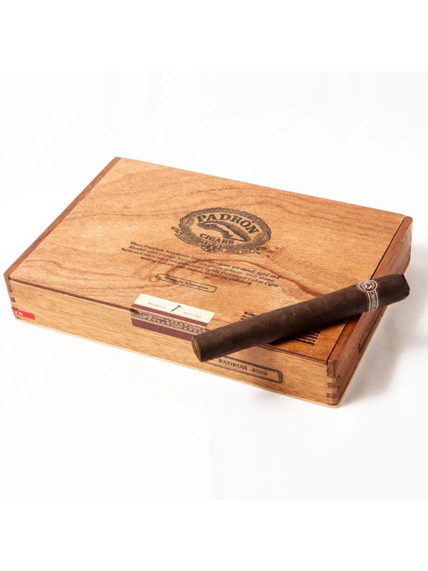 Padron Series 4000 Maduro