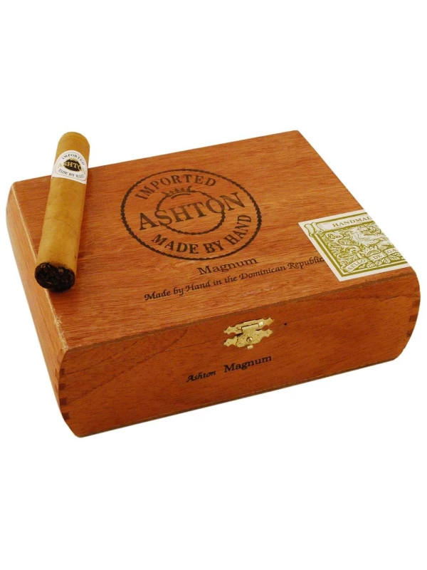 Ashton Classic Magnum Robusto