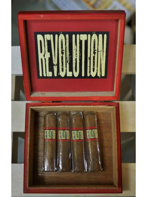 Te-Amo Revolution Short Robusto