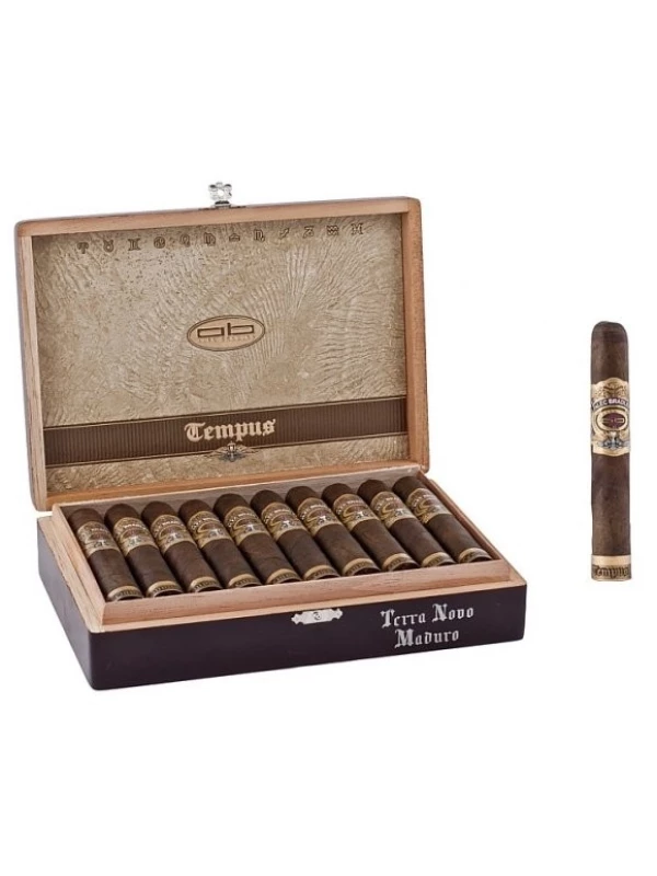 Alec Bradley Tempus Terra Novo Maduro